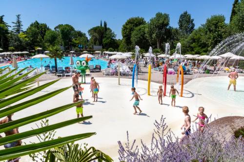 Aquapark, hu Altomincio Village in Valeggio sul Mincio