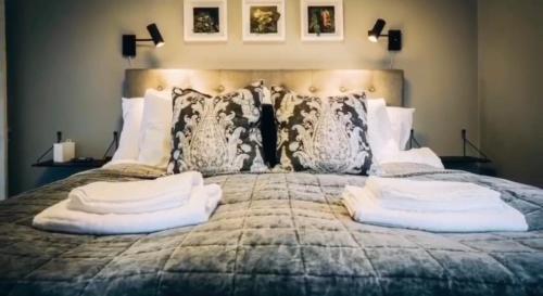 1 double bed