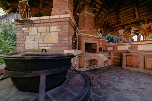 Viesnīcas āriene, Glodeanca in Glod