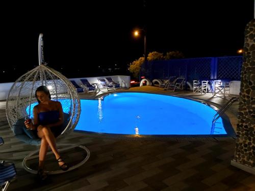 Honeymoon Beach Studios - image 6