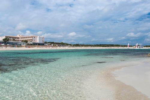 Hotel Tahiti – Playa Es Pujols, NJ