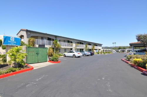 SureStay Hotel by Best Western Castro Valley