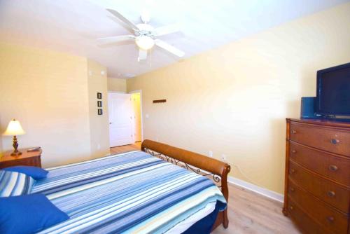 Four-Bedroom Apartment image 6