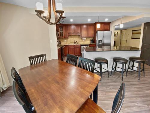 Powderhorn C202 Condo - image 7