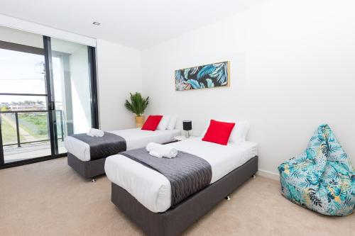 Urban Jungle! Executive Apartment in Heart of CBD