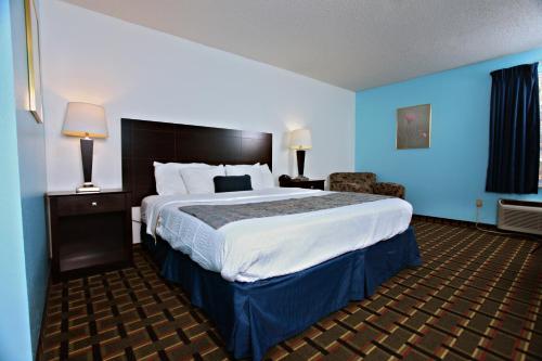 Sky-Palace Inn & Suites Newton