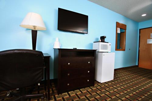 Sky-Palace Inn & Suites Newton