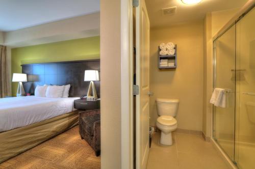 Staybridge Suites Knoxville West image 13