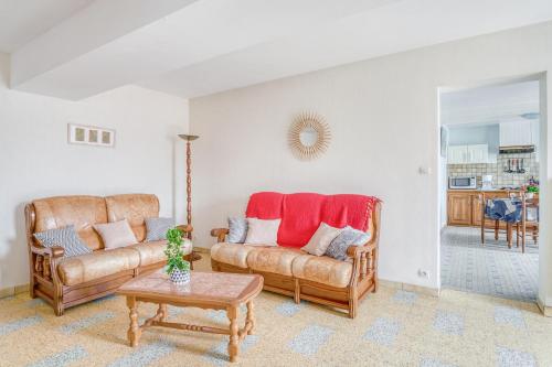 Instalaciones, Bocage in Madeleine-Saint-Leonard