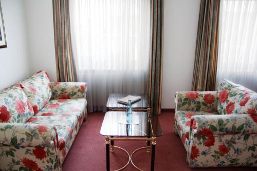 Centro Hotel Royal - image 6