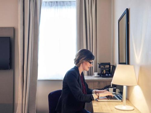 Mercure Exeter Rougemont Hotel - image 5