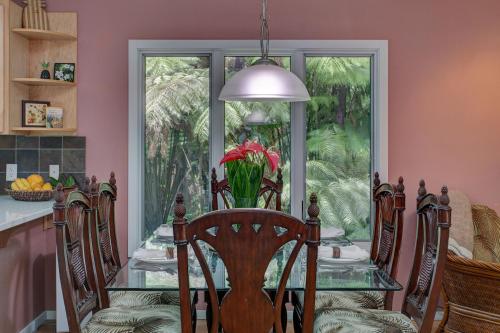 Liko Lehua Cottage home - image 4