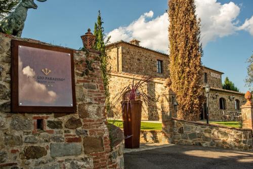 POGGIO PARADISO RESORT & SPA - Accommodation - Montefollonico