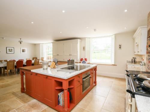 Shifford Manor Farm - image 8