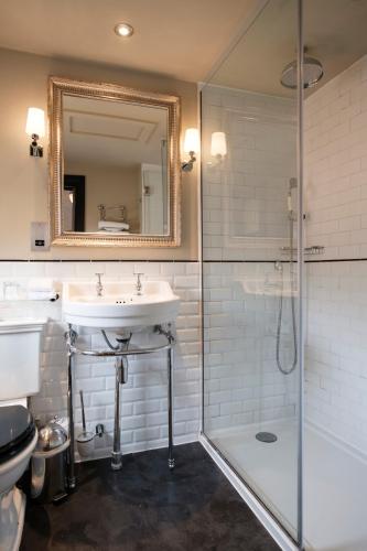 The White Swan Hotel - image 11