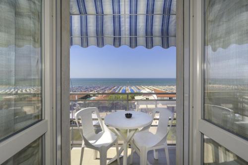 Hotel Lungomare - image 7