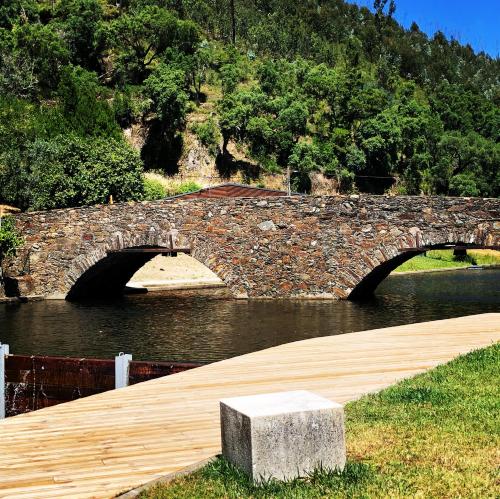 . Casa da Ribeira Guesthouse