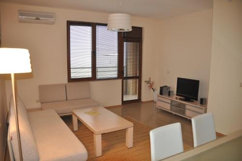 Lighthouse Owners Apartments&Villas - image 13