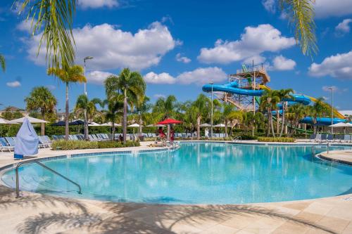 Lovely Home With Pool & Free Waterpark Near Disney - image 4
