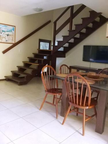 Duplex Apartment with Pool View image 10