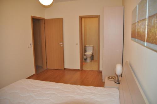 Lighthouse Owners Apartments&Villas - image 11