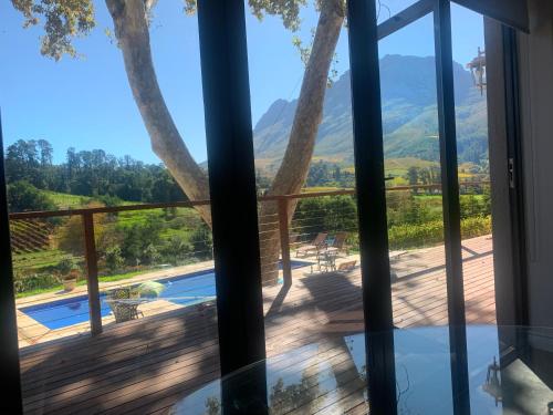 Book the Deluxe Suite Deluxe Suite