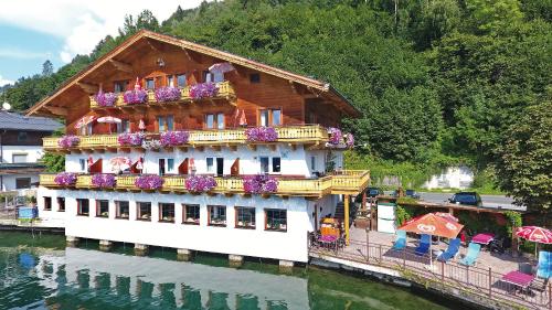 Hotel-Garni Seestrand in Zell am See, Österreich