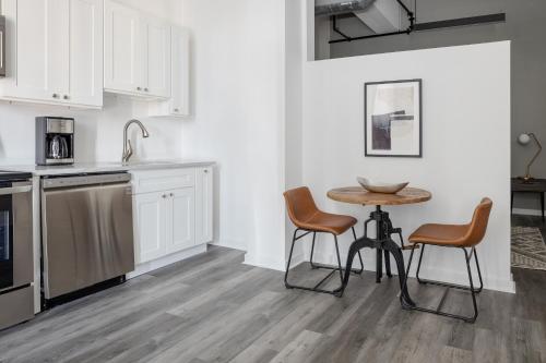 Sonder at 655 Lofts - image 8