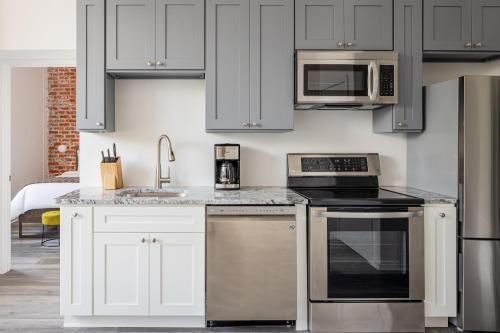 Sonder at 655 Lofts - image 2