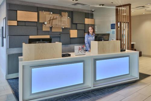 ردهة, Holiday Inn Express And Suites Albuquerque East By IHG in Albuquerque East