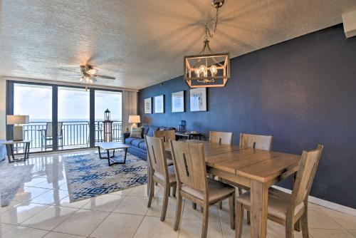 Beachfront Resort Condo with Panoramic Ocean Views! in New Smyrna Beach, USA