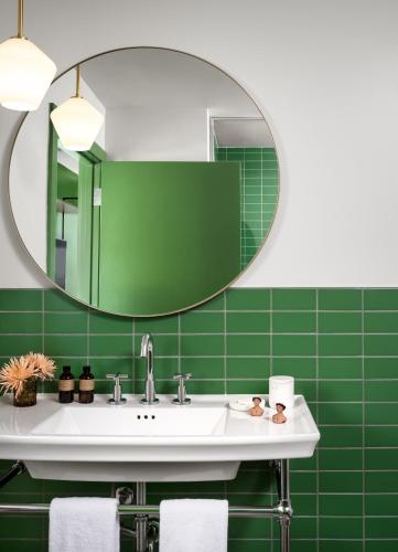 The Ruby Hotel The Ruby Hotel