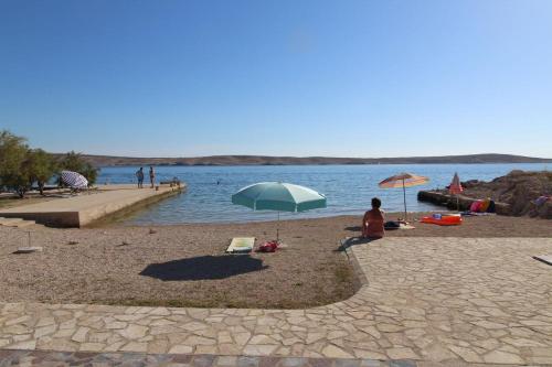 Apartments by the sea Kustici Pag - 6472 - image 4