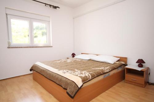 Apartment Metajna 527f