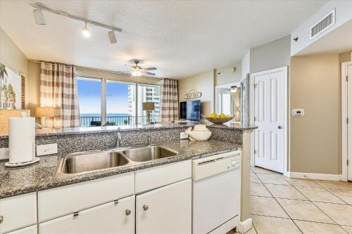 Shores of Panama 620 condo - image 3