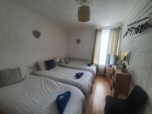 Triple Room image 8