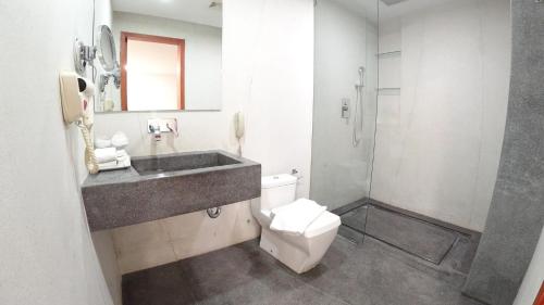 Bopha Bassac Boutique Hotel Room Type - Superior Twin Room