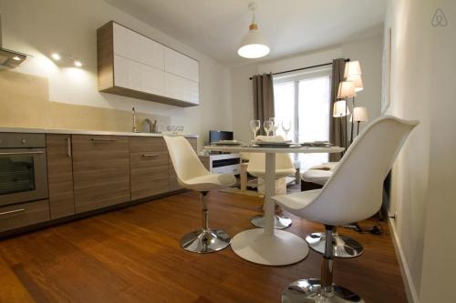 Pretty 3 rooms in the city center