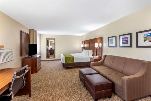 Comfort Inn & Suites Greeley