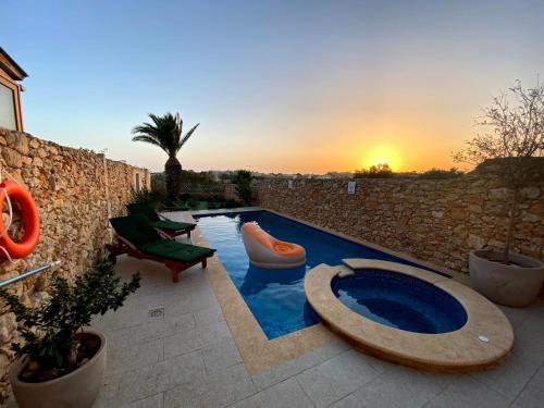 Sunset Farmhouse Gozo