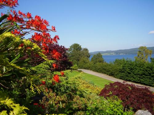 Loch Ness Lodge