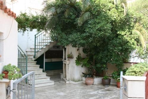 Guesthouse Fjaka 5
