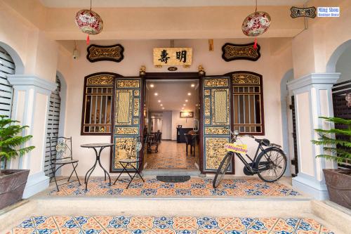 Exterior view, Mingshou Hotel in Phuket Town