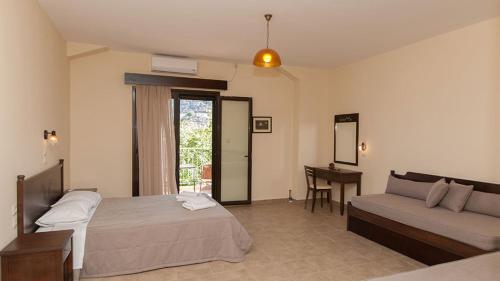 . Anopoli Rooms