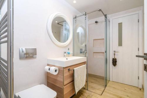 Luxurious Villa Malomar