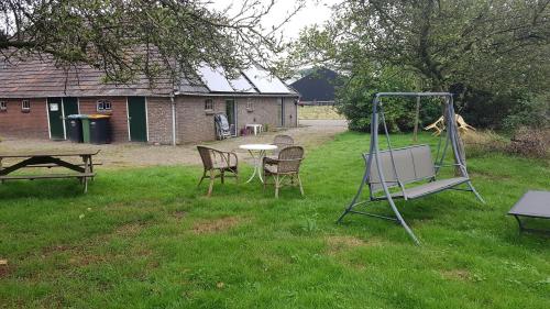 Logeerruimte in gerenoveerde boerderij in Wachtum