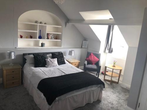 Carlton Guest House - image 3