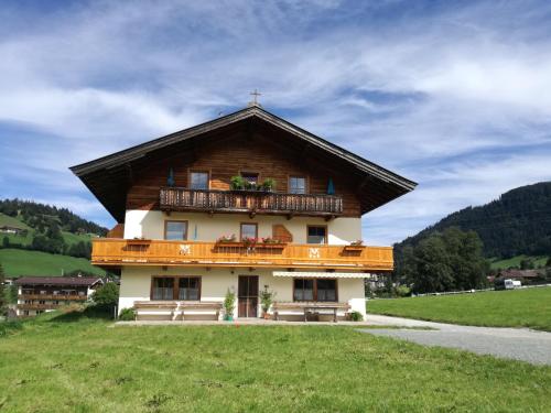  Moarhof Appartements, Pension in Niederau