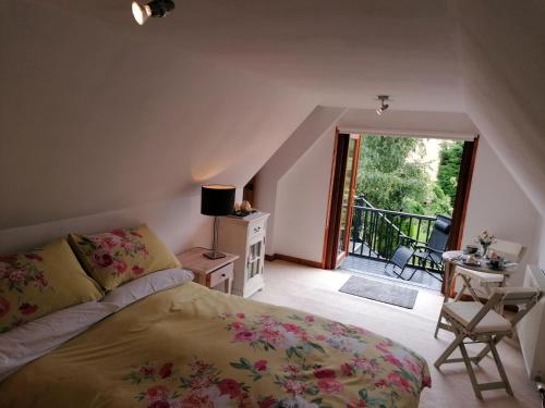 Canterra Cottage in Rockfield