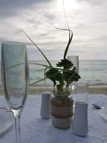 Mandhoo Inn in South Ari Atoll
